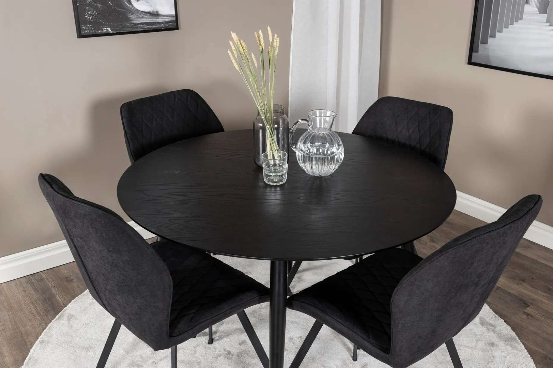 Balisa Spisegruppe 115 cm Rund inkl. 4 Sumoas Stoler