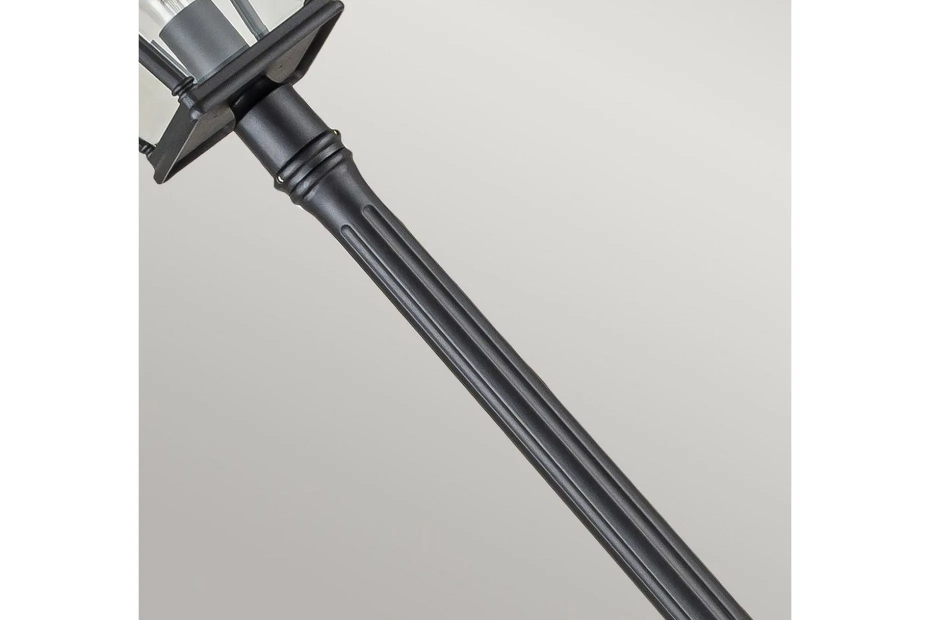 Bayview Elstead Lighting Utelampe