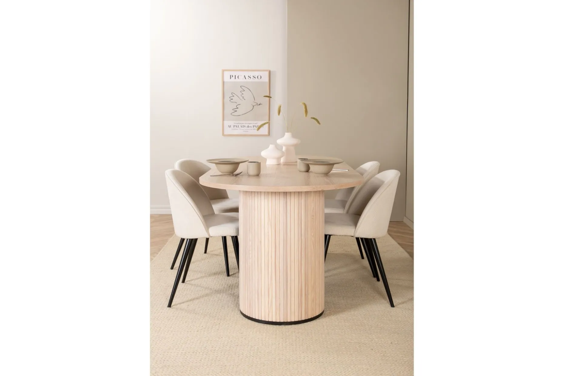 Biana Spisegruppe 200 cm Oval inkl. 4 Valera Cordfløyelstole