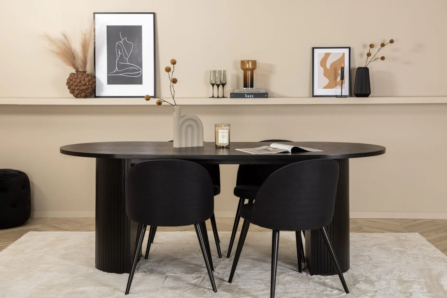 Bianca Spisegruppe 200 cm Oval med 4 Velvet Stoler
