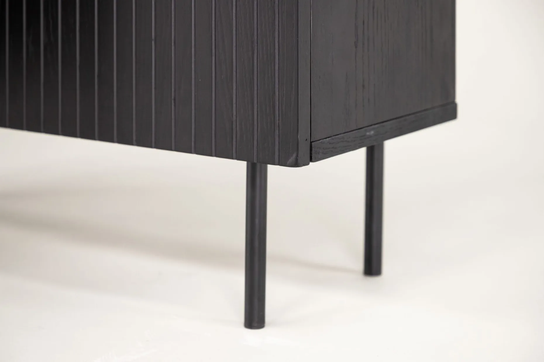 Björkön Skjenk 80x30 cm