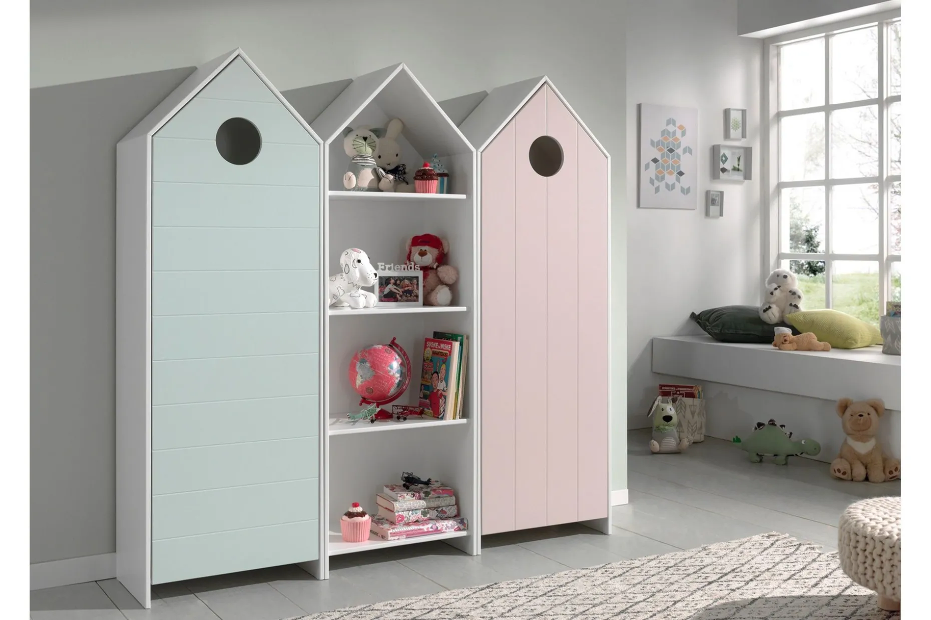 Bustorp Garderobe og hyllesett