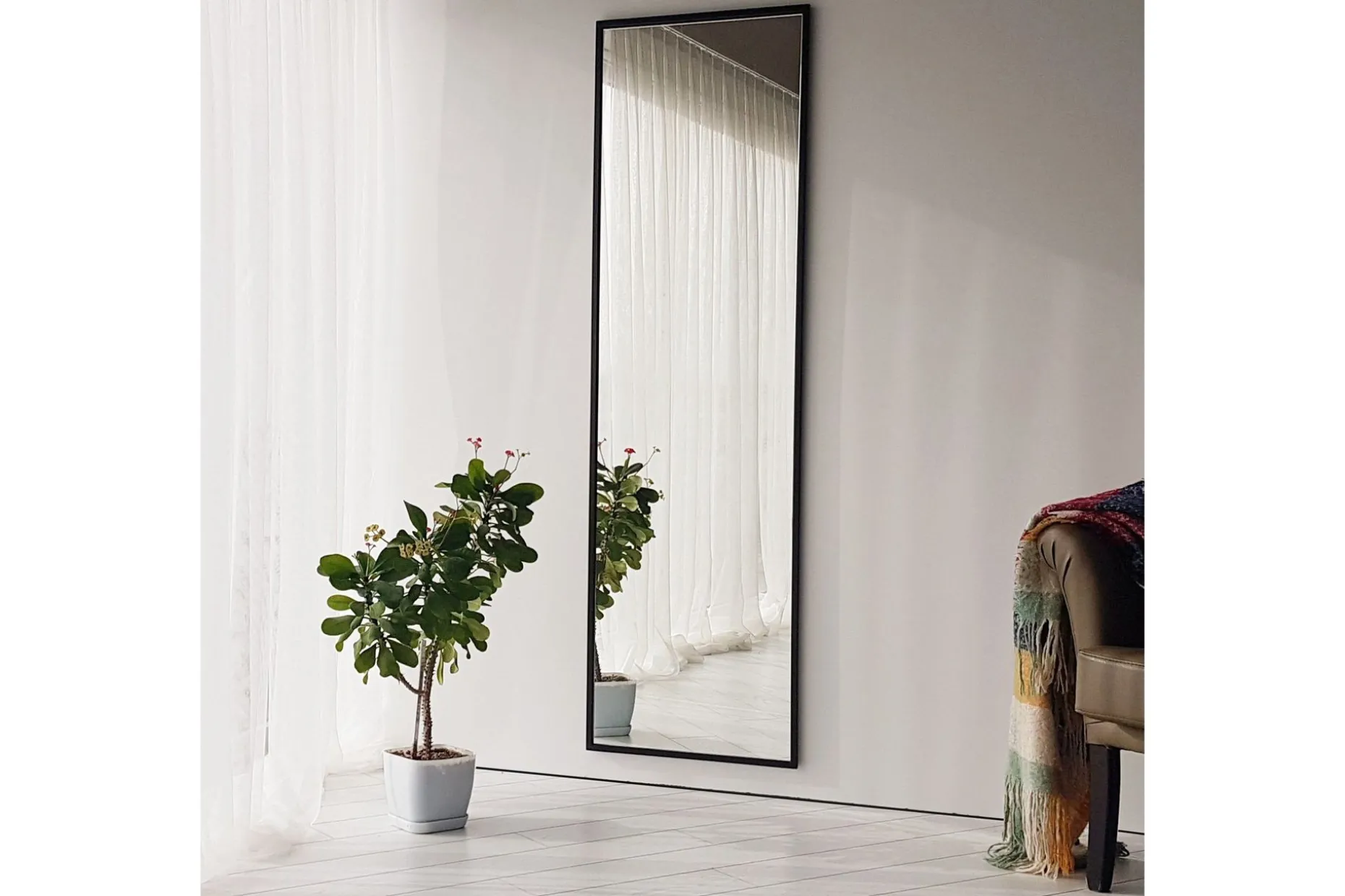 Cheval Mirror Svart
