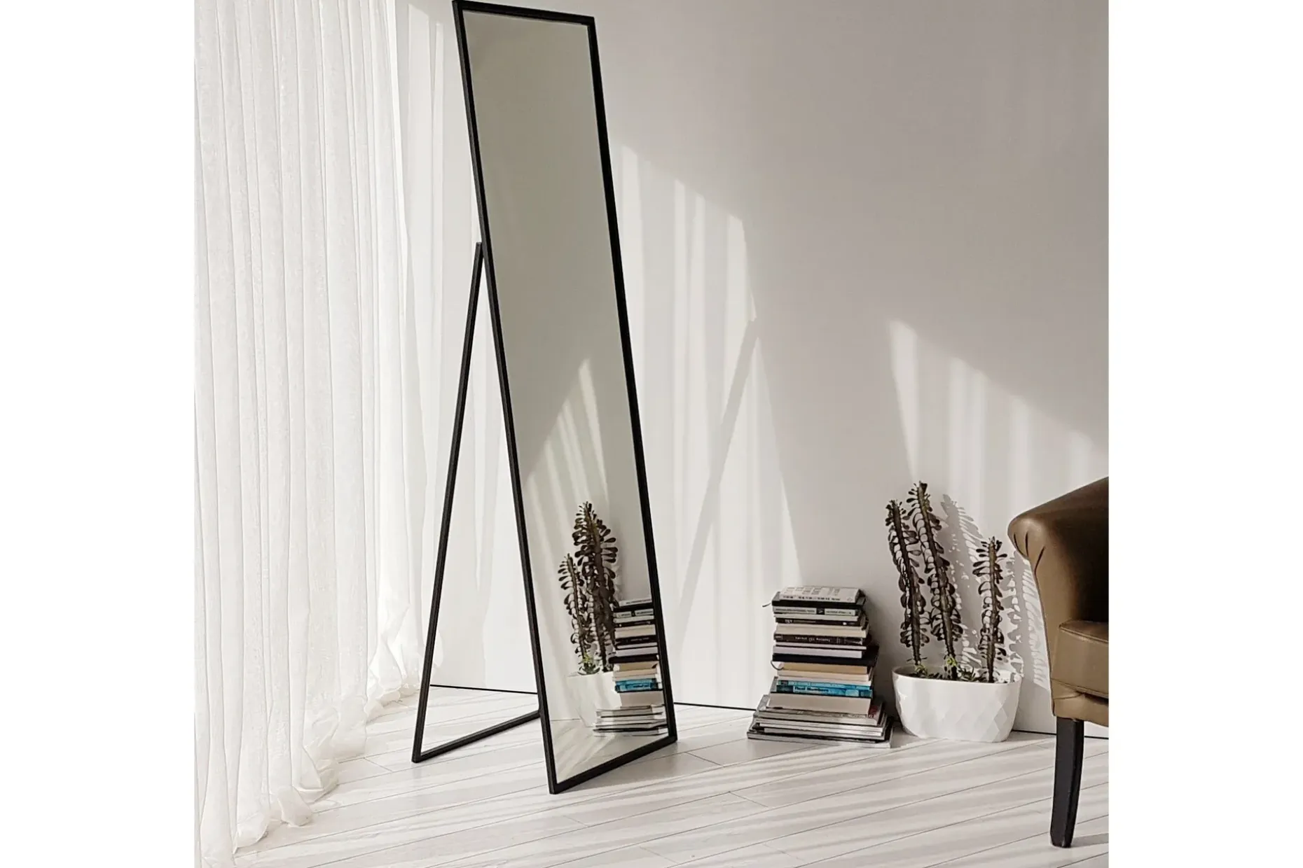 Cheval Mirror Svart