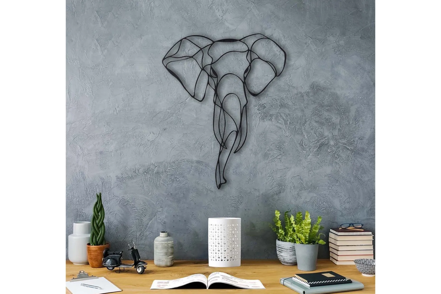 Decorative Metal Wall Accessory 52x41