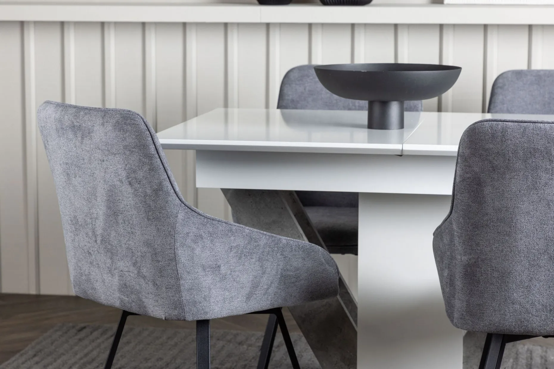 Disa Spisegruppe 120 cm Rektangulær med 4 Rosie Stoler