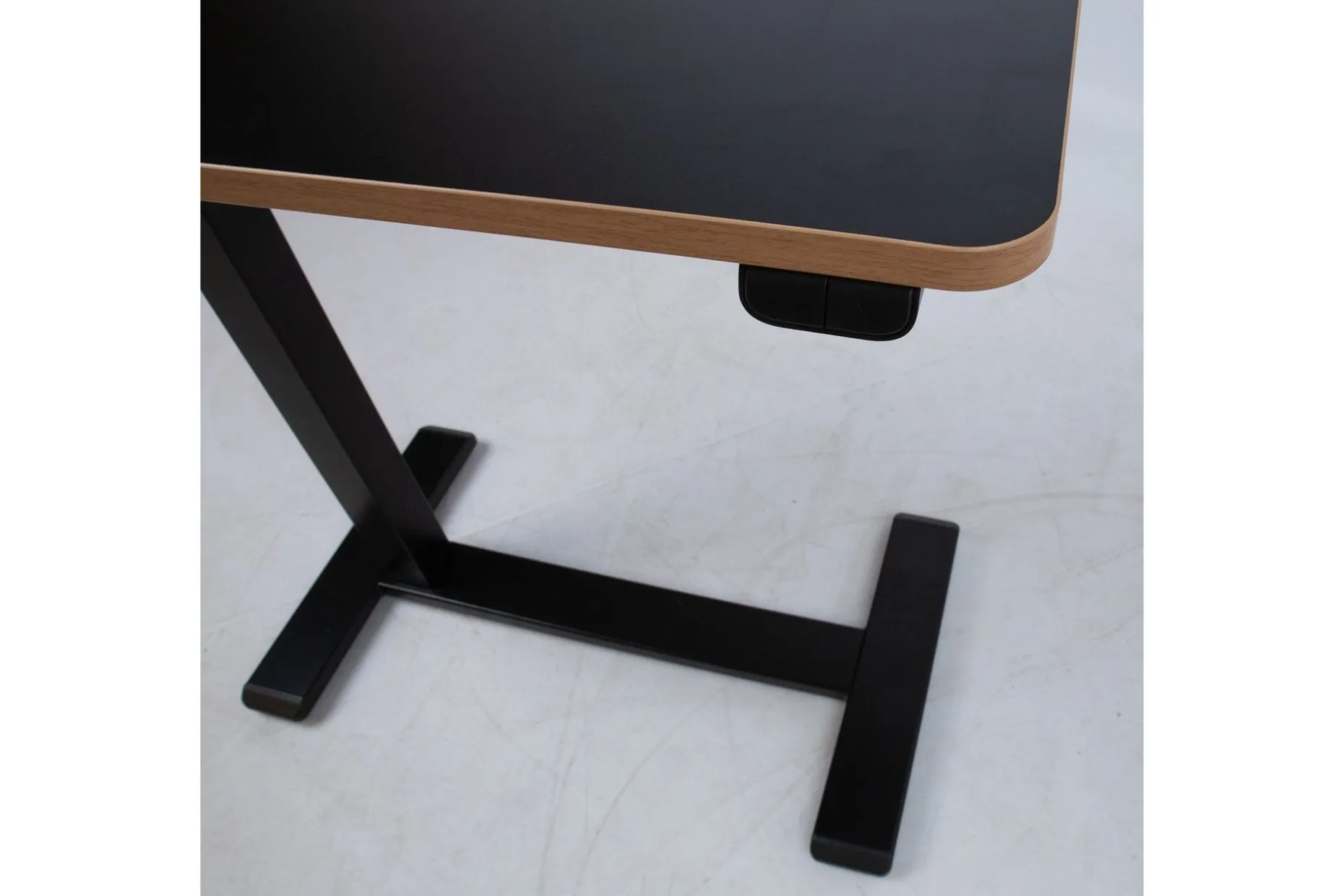 Ergo Skrivebord Justerbar Svart