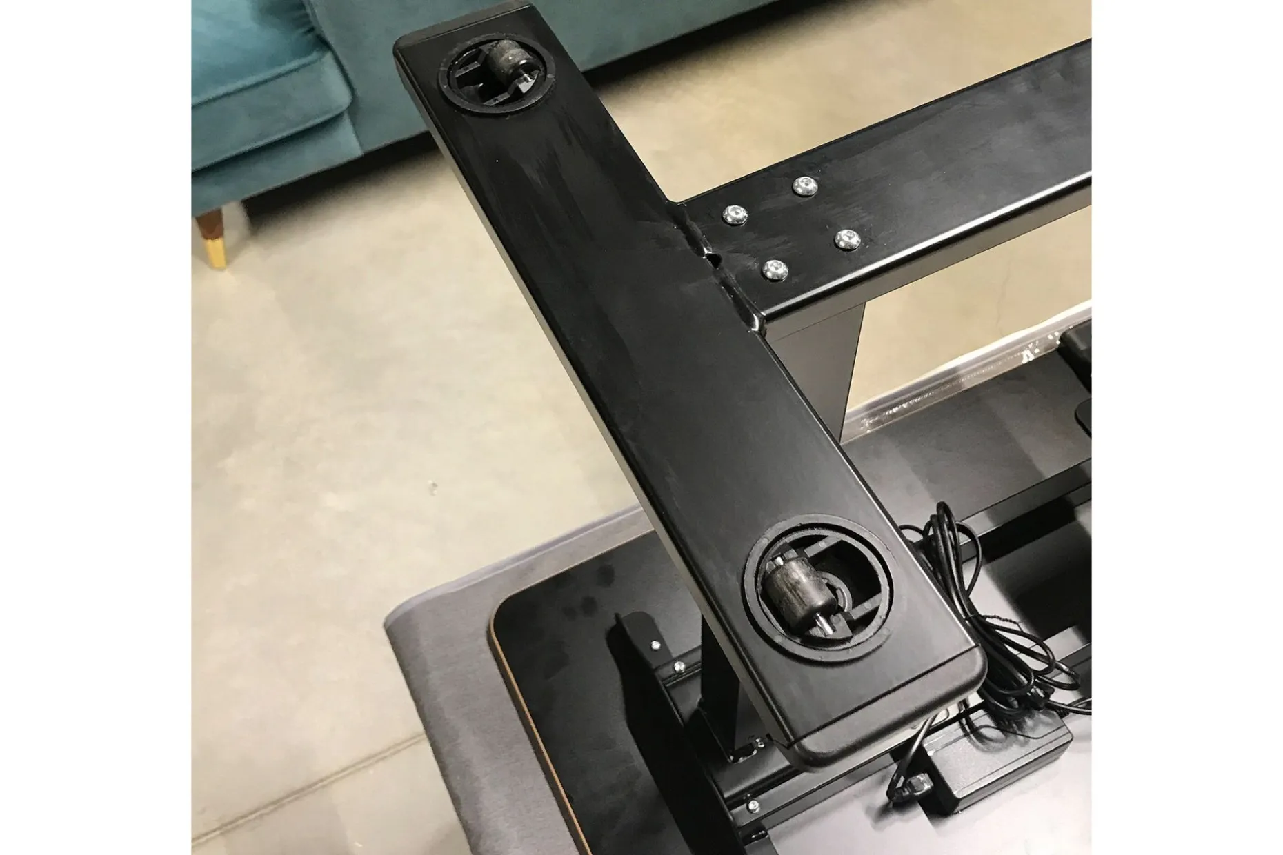 Ergo Skrivebord Justerbar Svart