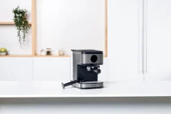 Espressomaskin Black+Decker 20 bar