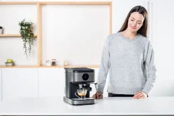 Espressomaskin Black+Decker 20 bar