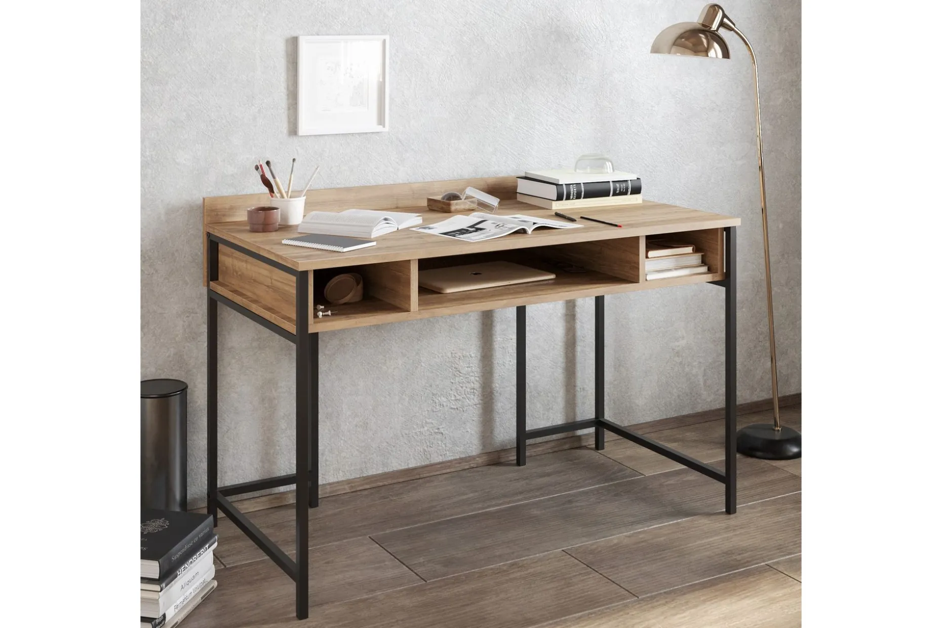 Fagersanna Skrivebord 120 cm med Oppbevaringshyller
