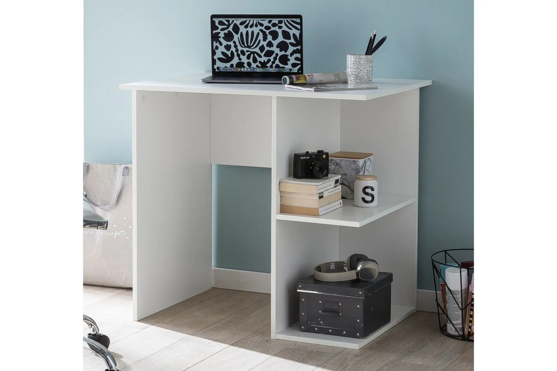 Farleys Skrivebord 82 cm med Oppbevaringshyller