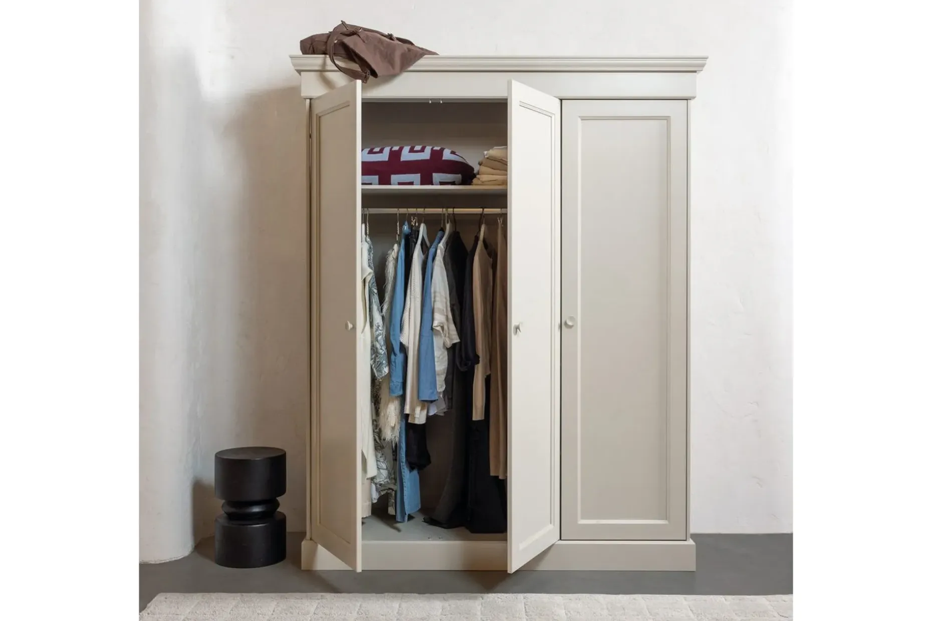 Garderobe Olivia