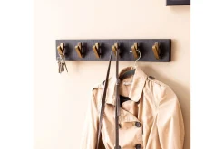 Garderobe Wohnling Vegghengt klesstativ 6 gylne metallkroker elegant i svart gull