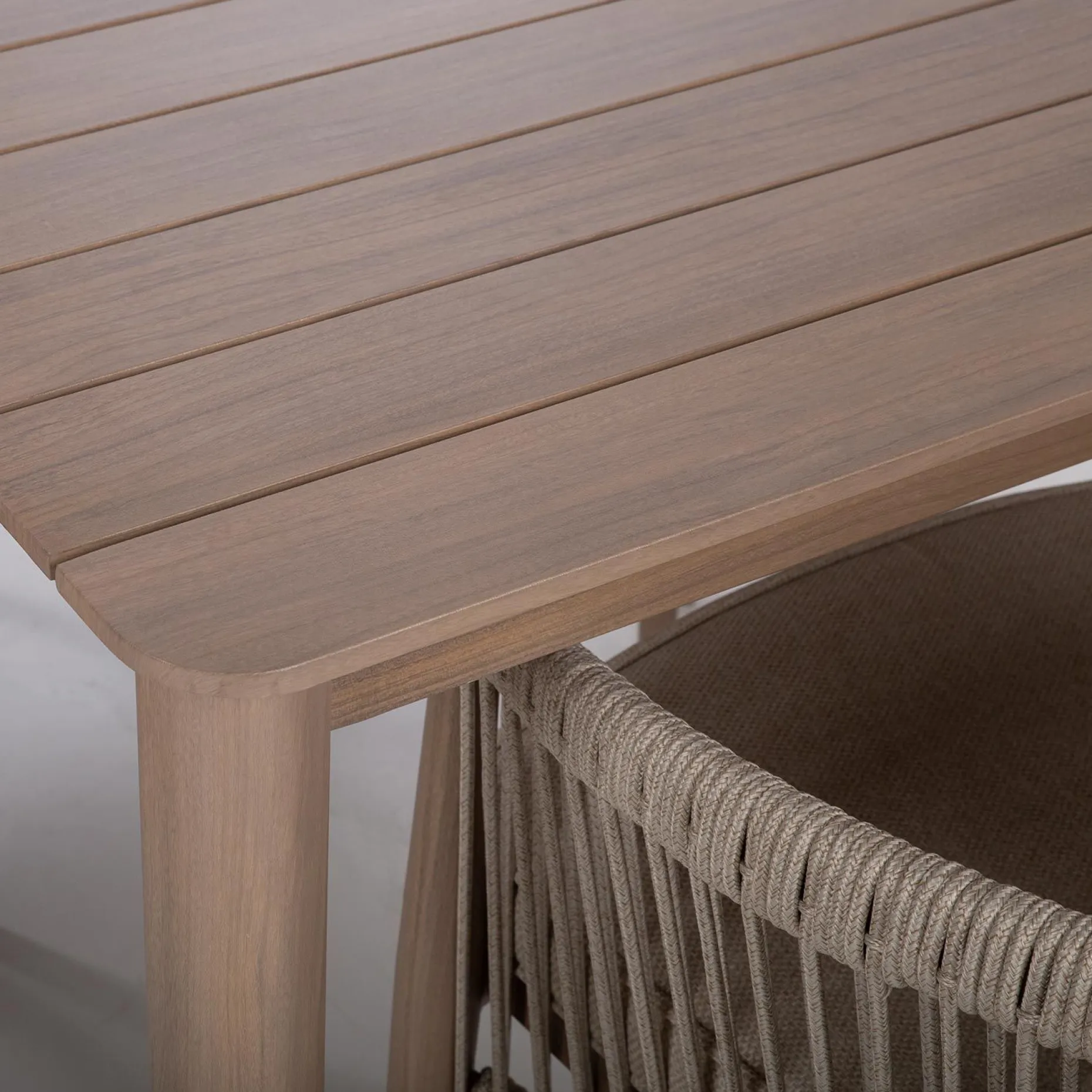 Hagemøbelsett HOME4YOU Medina bord og 4 stoler beige