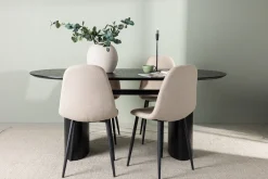 Isolde Spisegruppe 180 cm Oval med 4 Polar Stoler