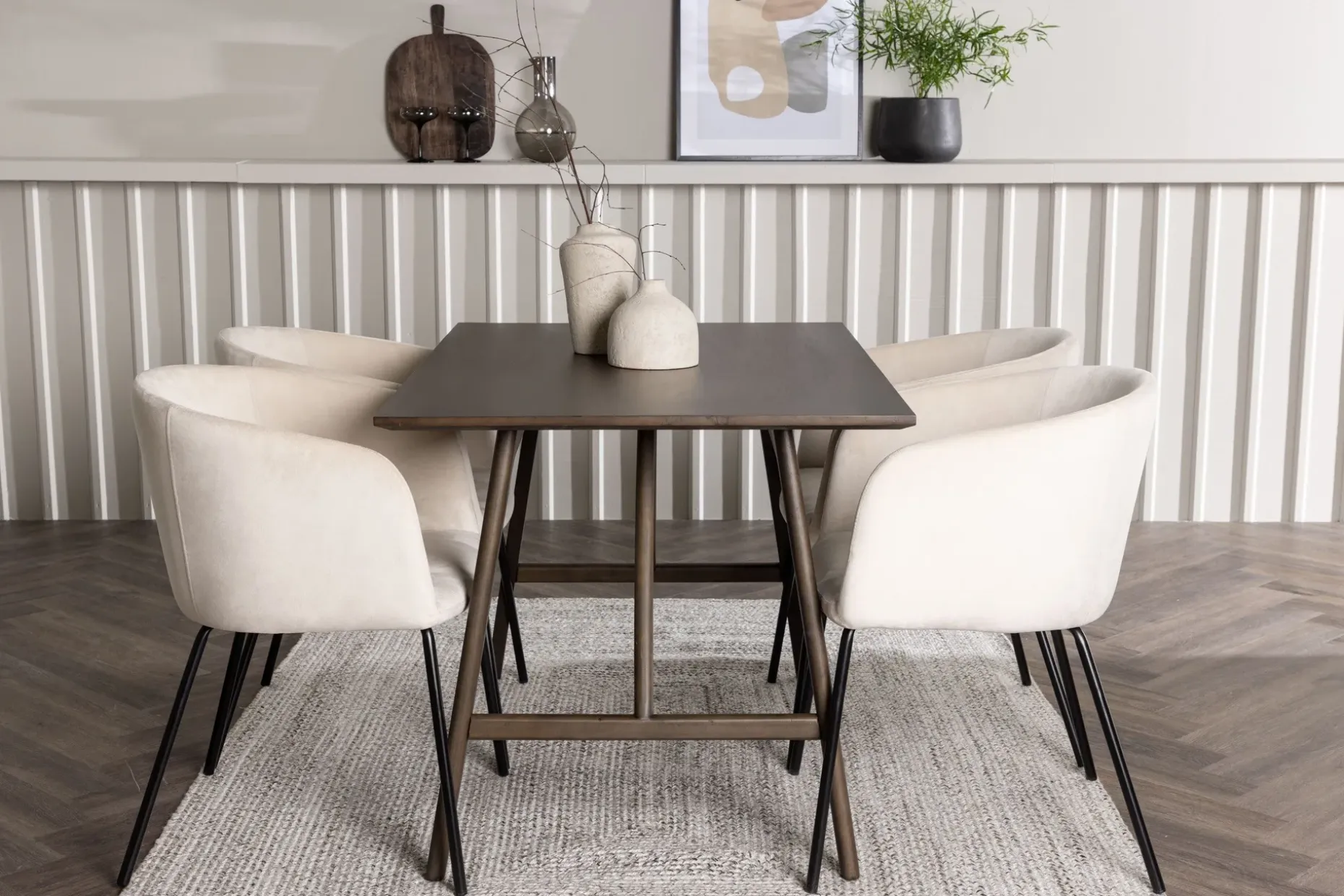 Kaseidon Spisegruppe 120 cm Rektangulær med 4 Berit Stoler