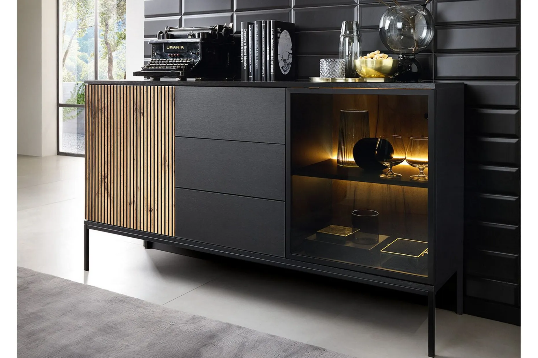 Klinkerville Lavt Vitrineskap Display med belysning 39 cm dybde