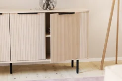 Kopparbo Ribbet Skjenk med Oppbevaring