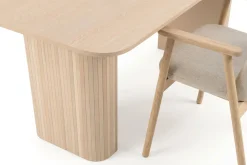 Kopparbo spisebord 180–240 cm uttrekkbart med 4 Reciclar spisestoler