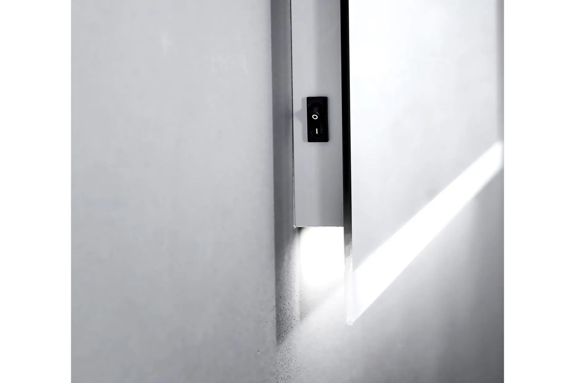 Lannabruk Baderomsspeil 70 cm LED-Lys