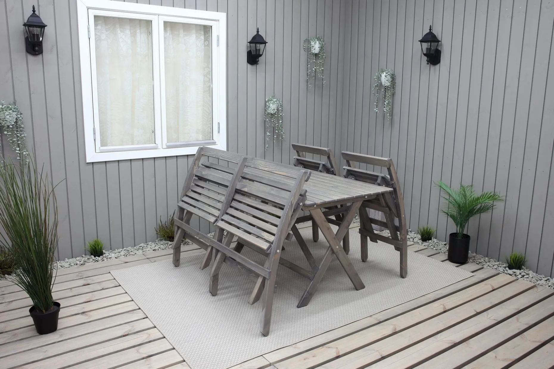 Larios Spisegruppe 76 cm + 2 Spisestoler + Benk