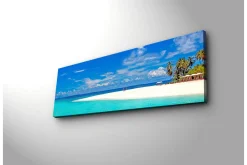 Lerretsbilde med LED-belysning 30x90 cm - Paradisstrand med turkis vann og palmer