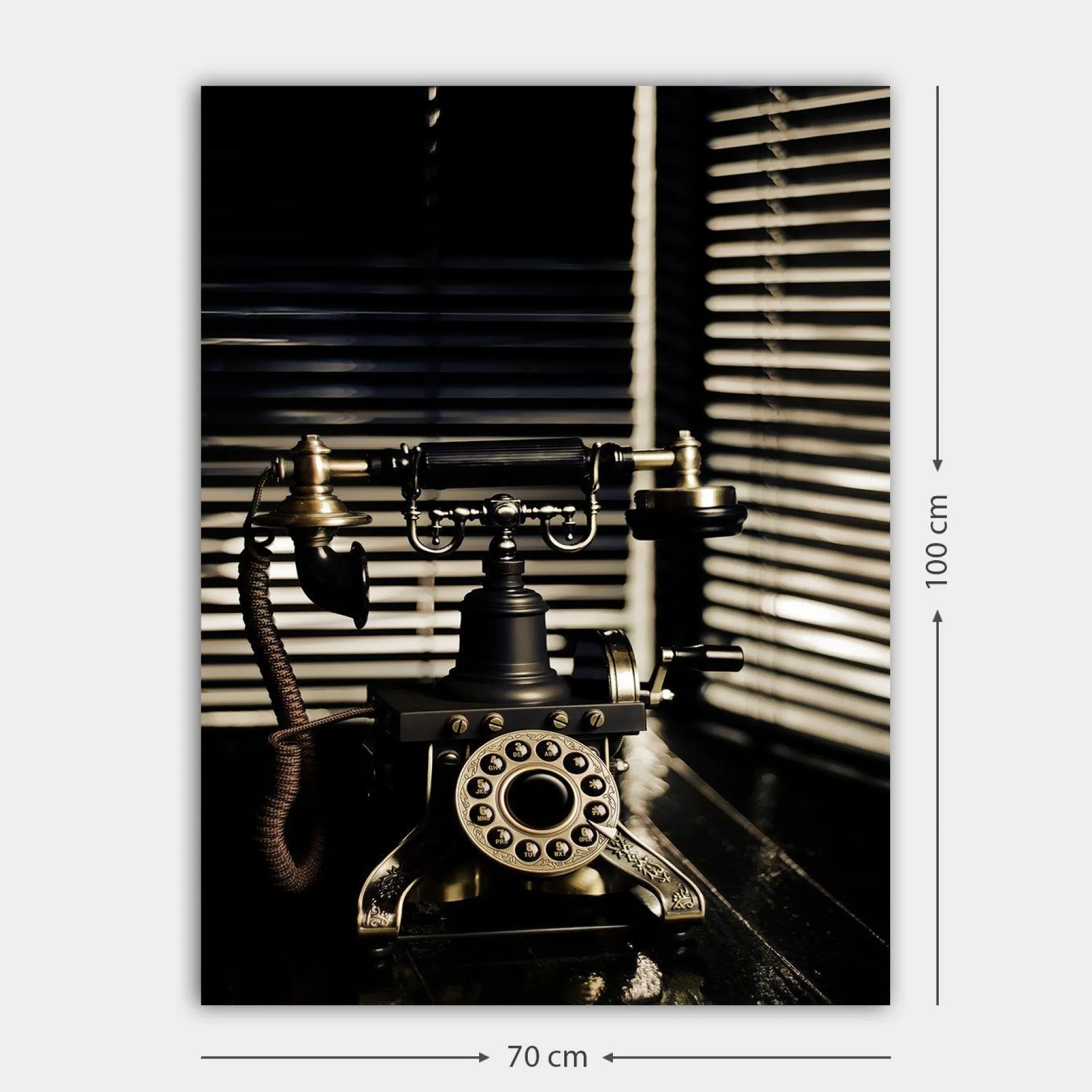 Lerretsbilde 70x100 cm - Vintage telefon med metalldetaljer og et elegant design