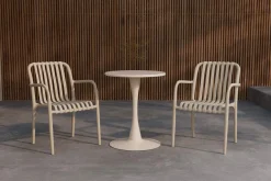 Limnos kafégruppe utendørs