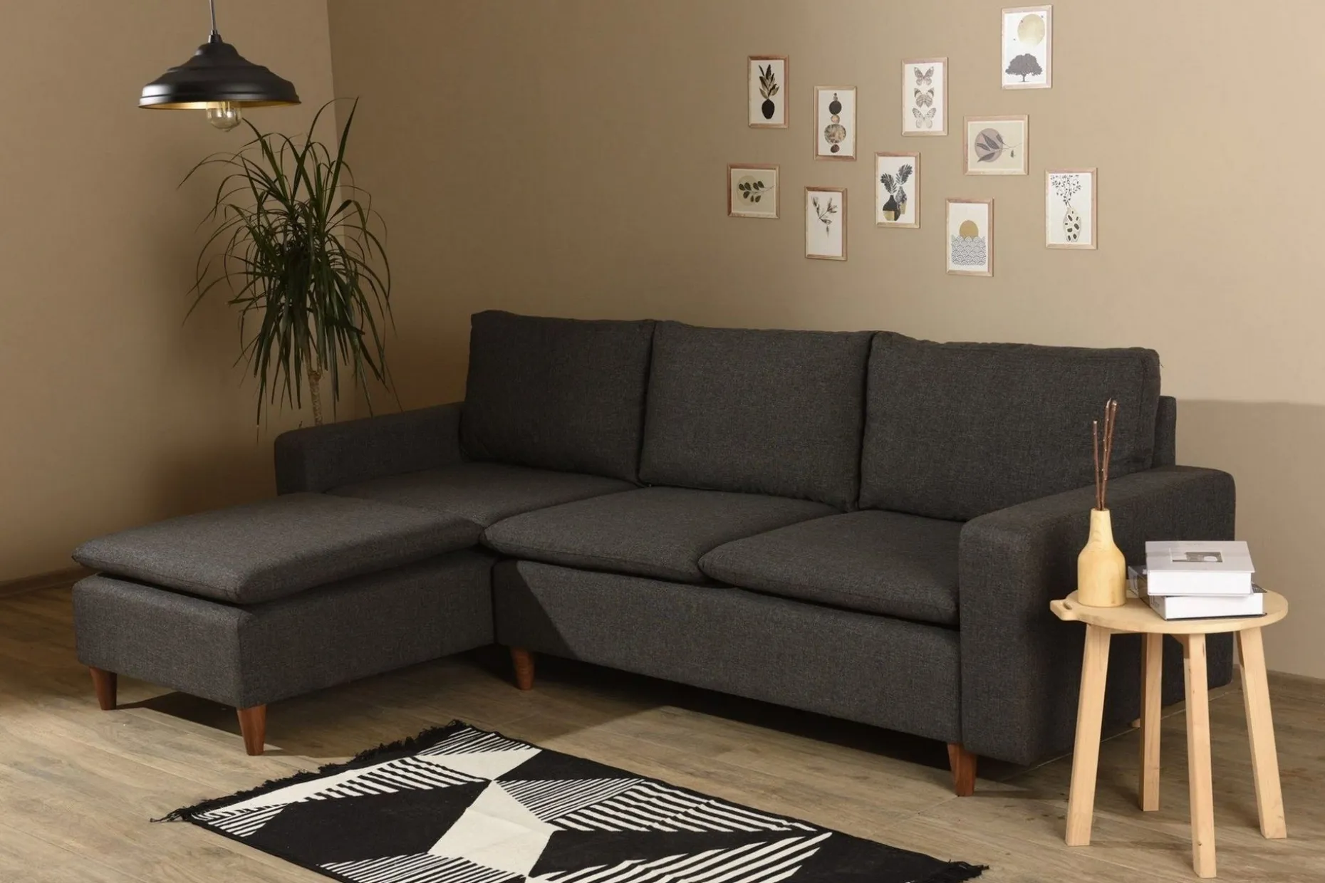 Lungo Sofa med Sjeselong 4-seter