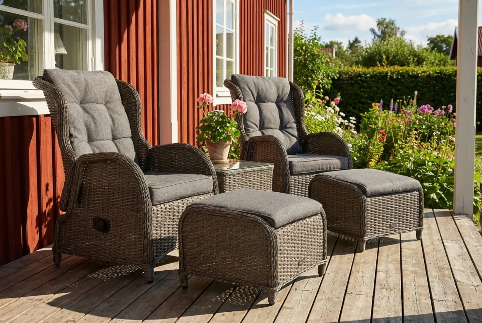 Marcus Cafésett med 2 Reclinerlenestoler m Pute