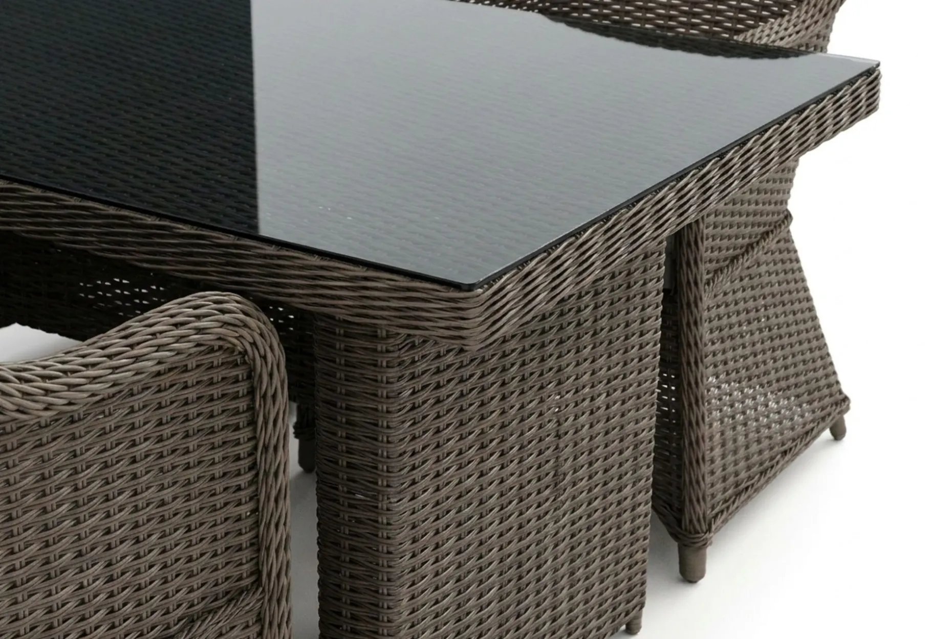 Marcus utendørs spisegruppe 160x90 cm med 4 Marcus Light utefåtöljer