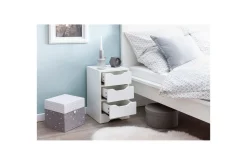 Nattbord Wohnling med 3 skuffer i et enkelt, moderne design for rammemadrass Hvit