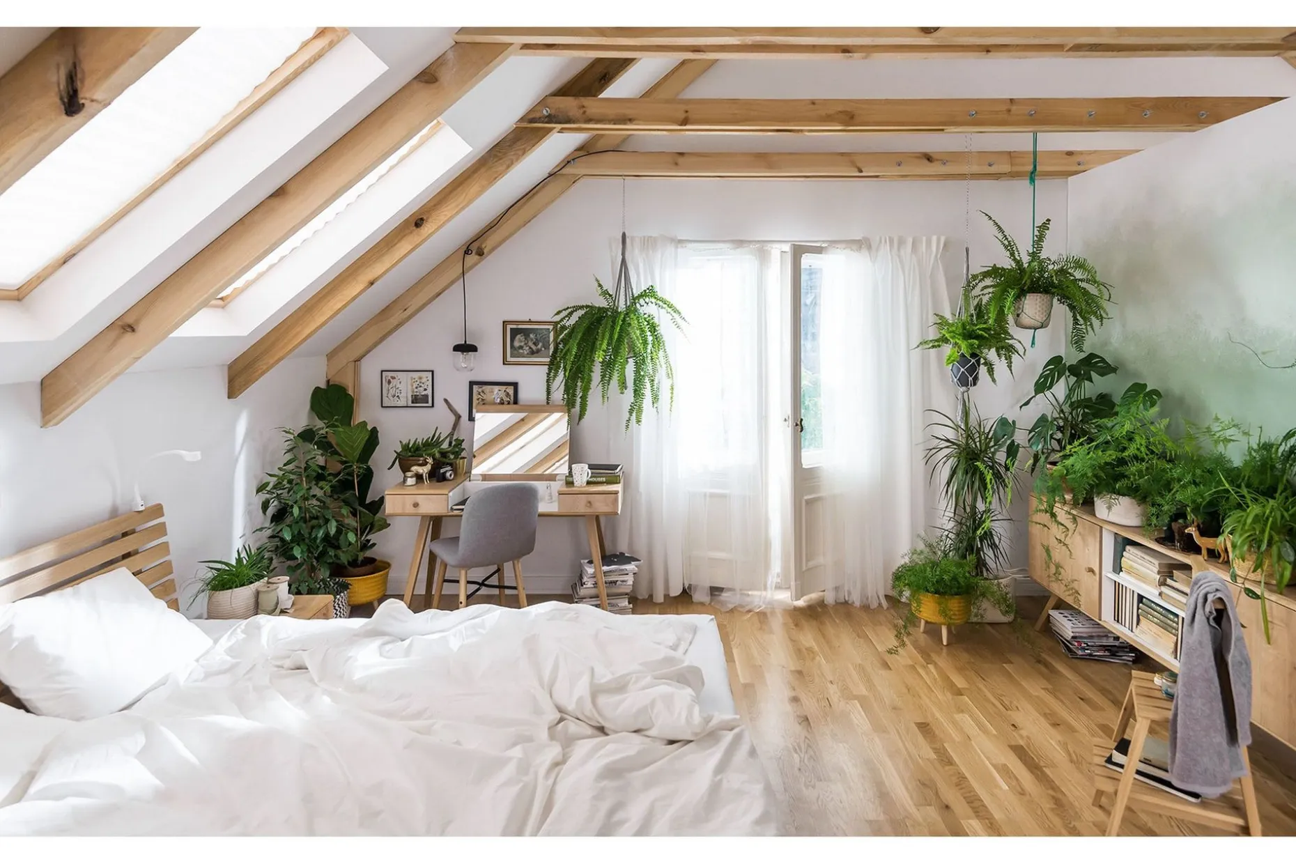 Nature Sengeramme 140x200 cm Tre / Natur