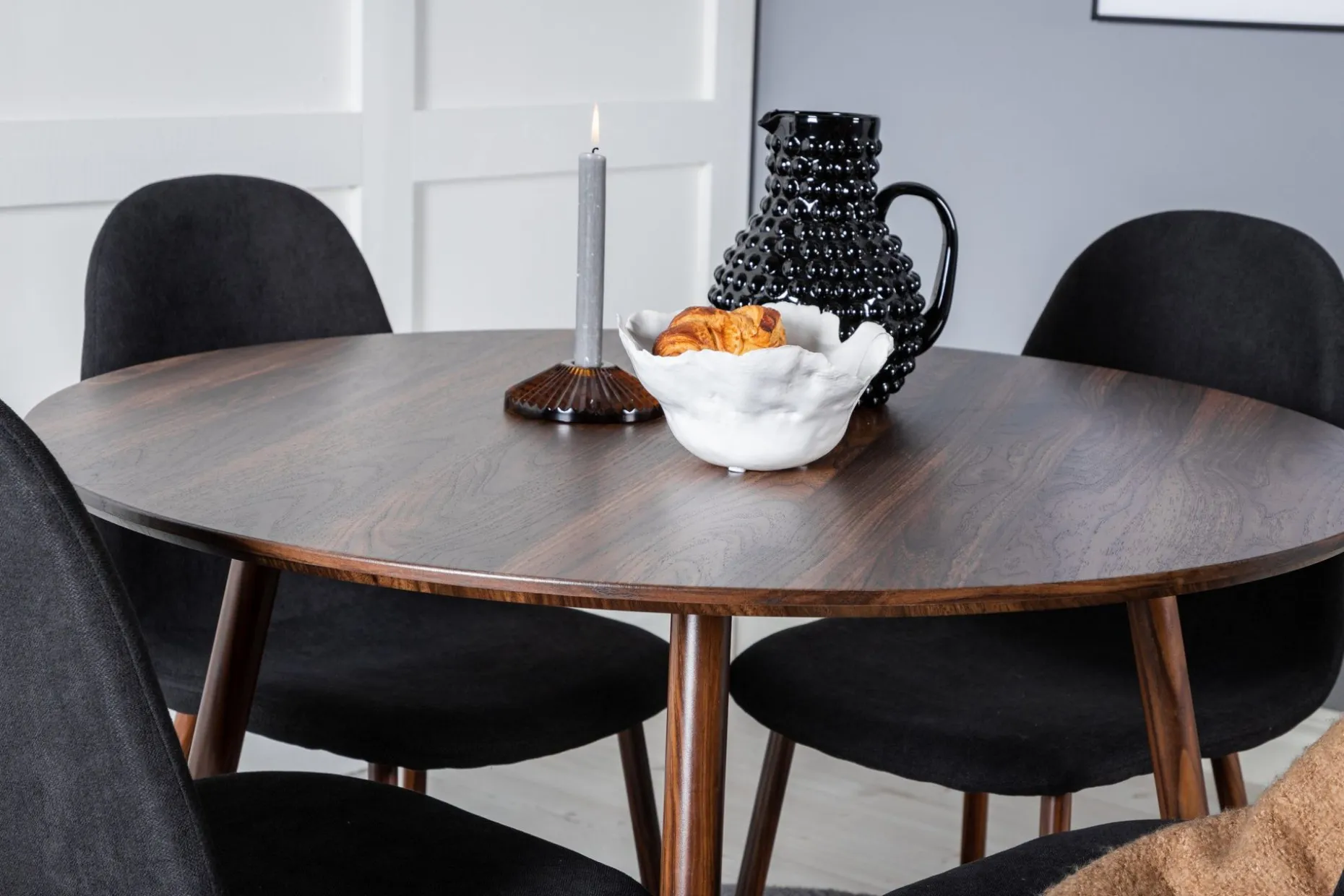 Plaza Spisegruppe 100 cm Rund med 4 Polar Stoler