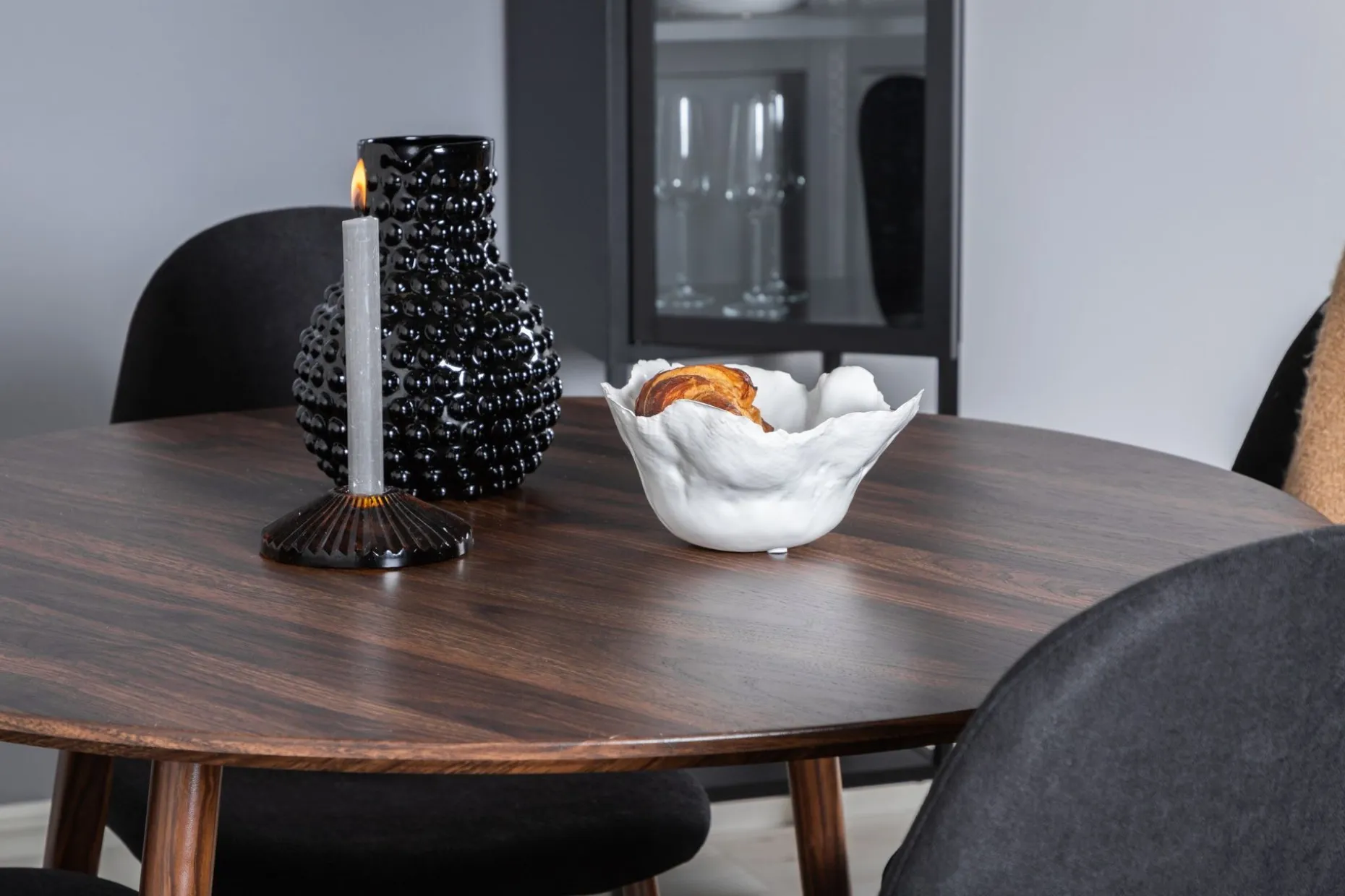 Plaza Spisegruppe 100 cm Rund med 4 Polar Stoler