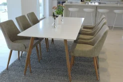 Polar Spisegruppe 180 cm Rektangulær med 6 Plaza-stoler