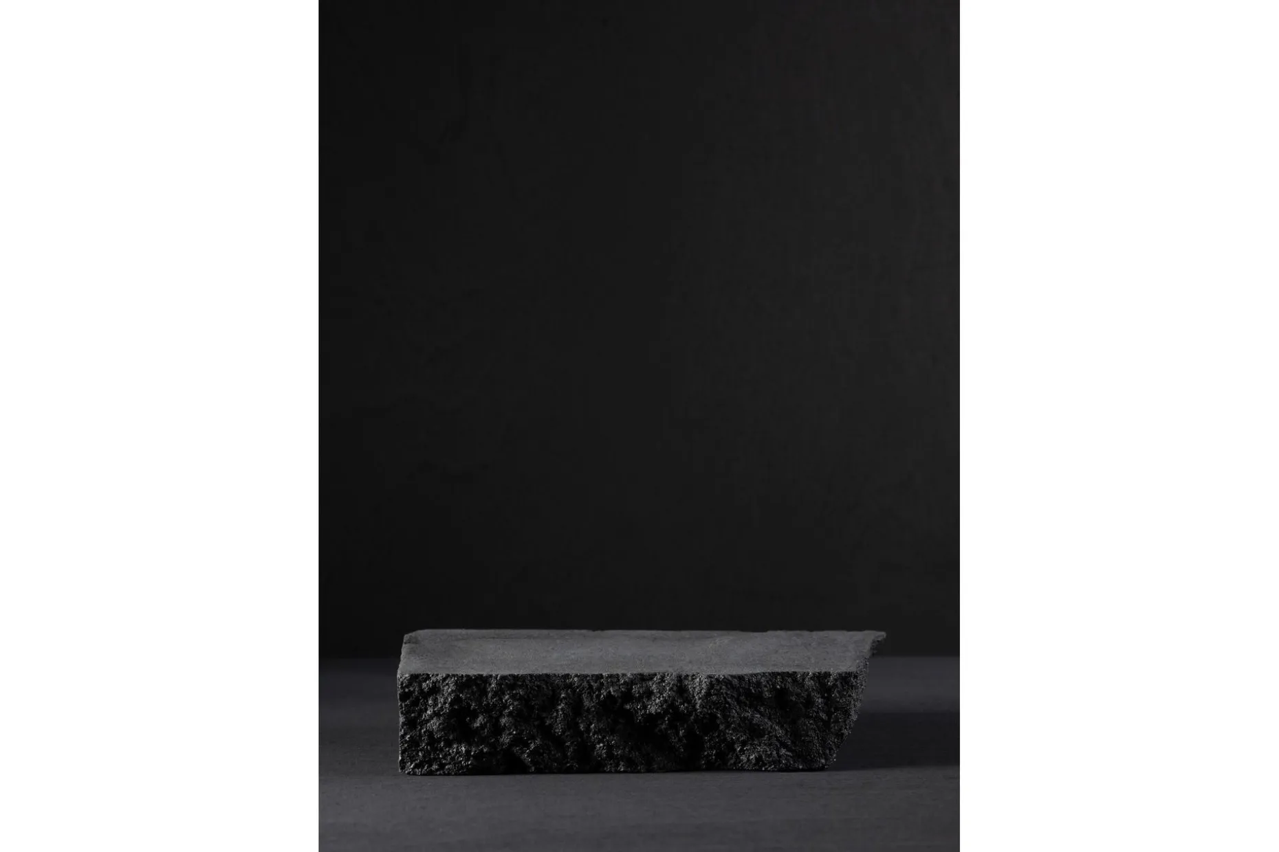 Poster Black Rock 50x70 cm