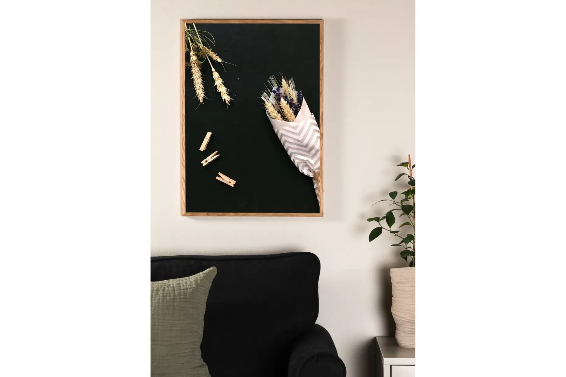 Poster Flowers on table 70x100 cm