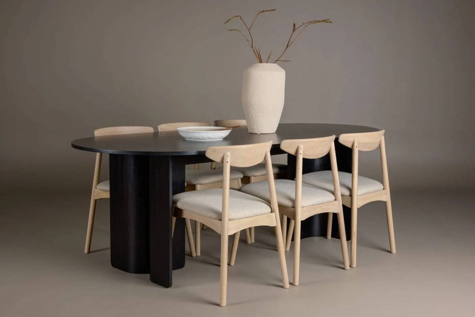 Rektangulær spisegruppe Tyresö 220 cm med 6 Ven stoler