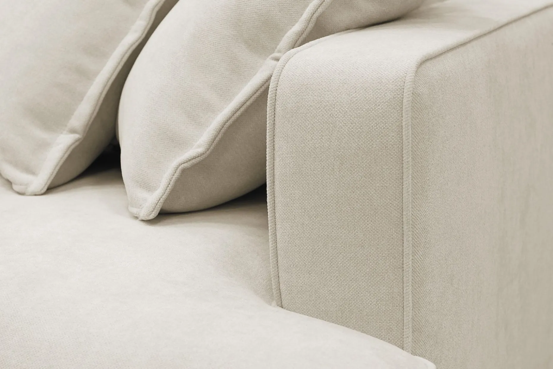 Rossita Lyx 6-seters høyrevendt U-formet ekstra dyp sofa med divan og sjeselong i stoff