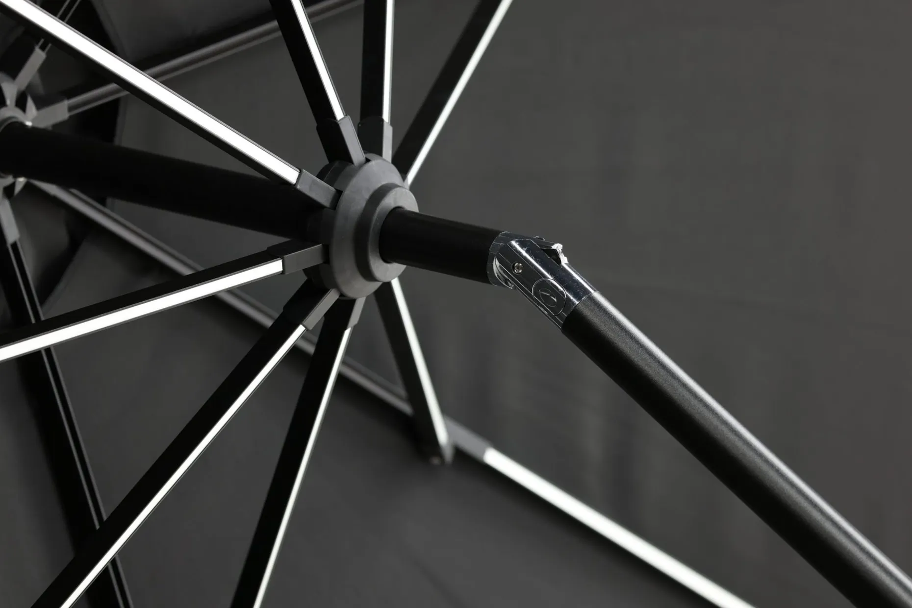 Sabal Parasoll 270 cm med LED