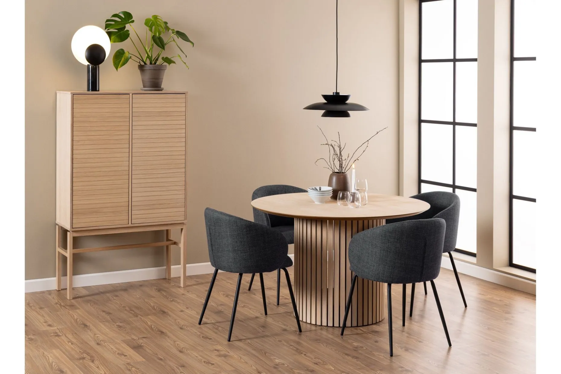 Sakie Spisebord 120 cm Rund