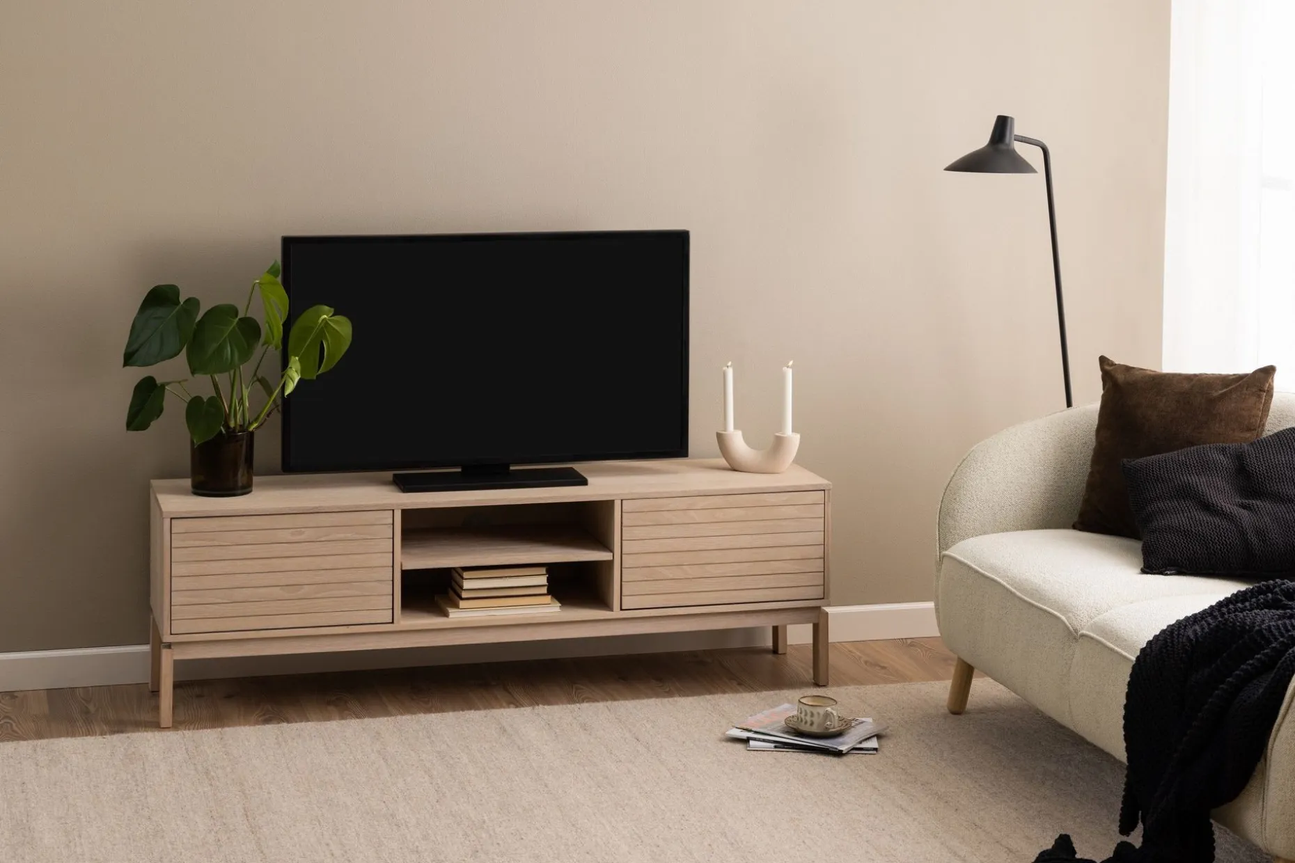 Sakie TV-benk 40 cm