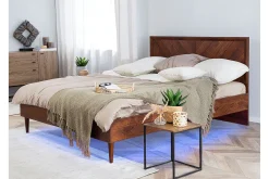 Saraly Kontinentalseng med LED 140x200