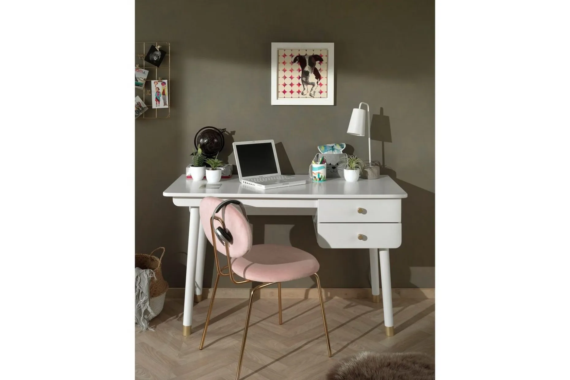 Seng med nattbord garderobe skrivebord Billy Hvit