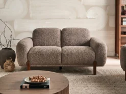 2-seters sofa Odnes i bouclé