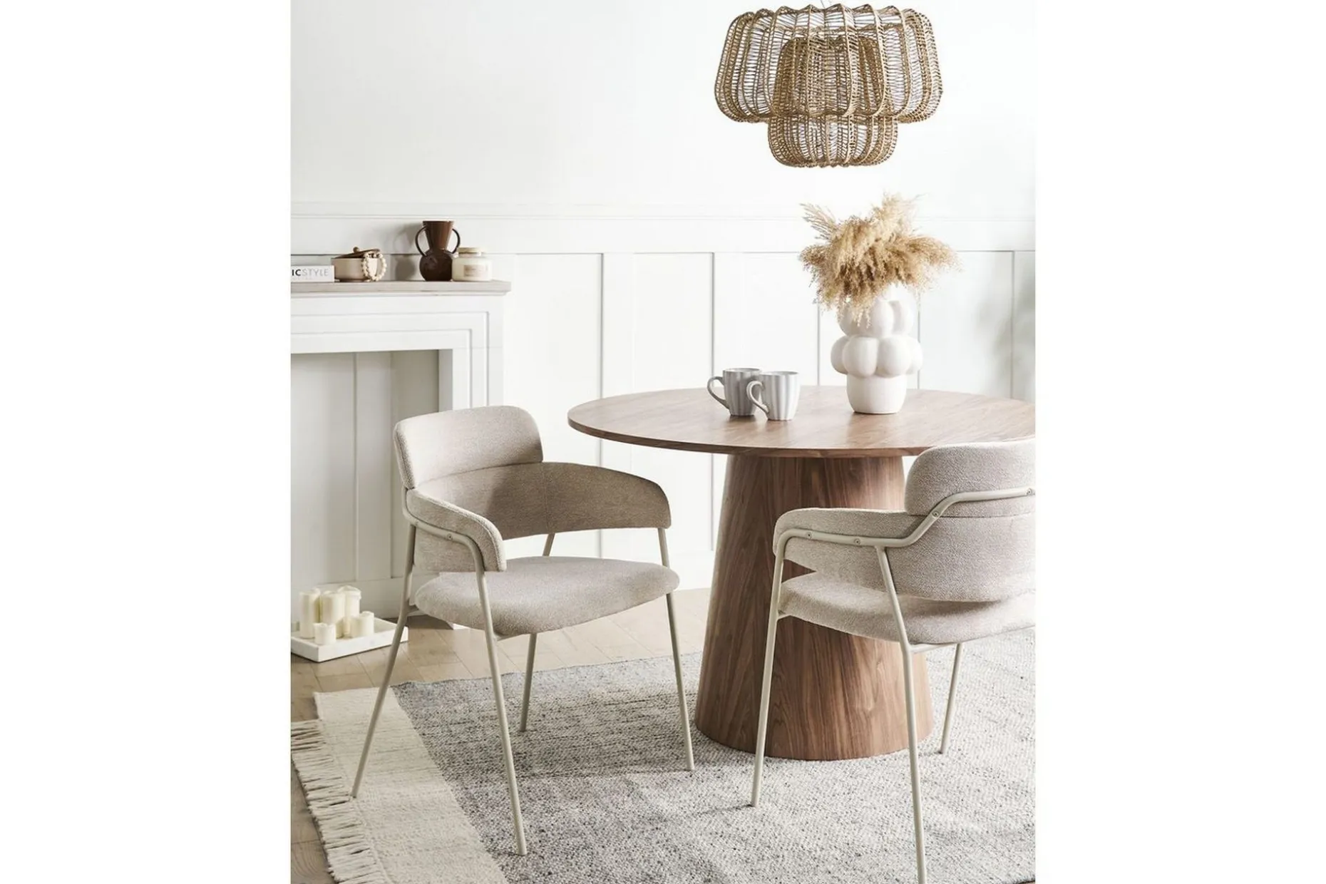 Sett med 2 spisestuestoler Paonia