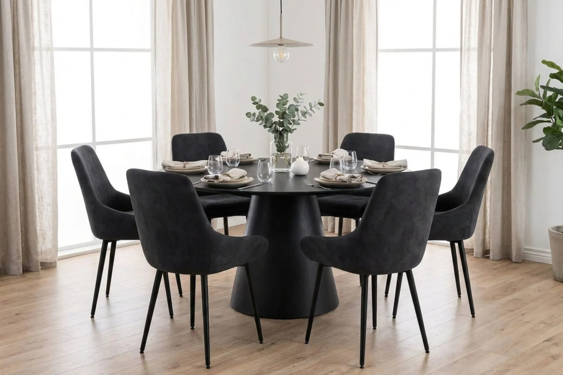 Siena Spisegruppe rund 150 cm Svart med 6 Alsarp spisestoler