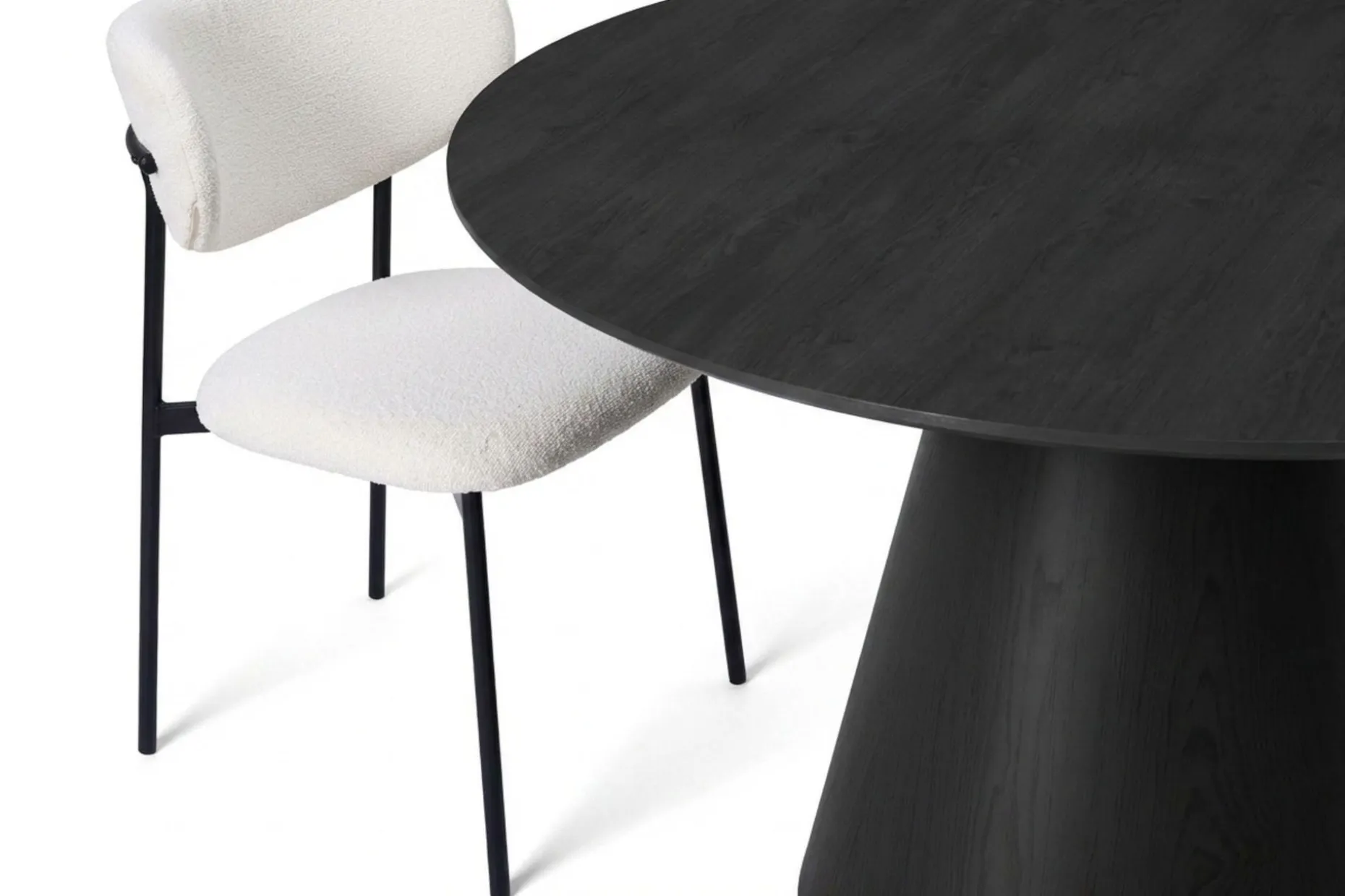Siena spisegruppe rund 130 cm svart med 6 Lucy spisestoler